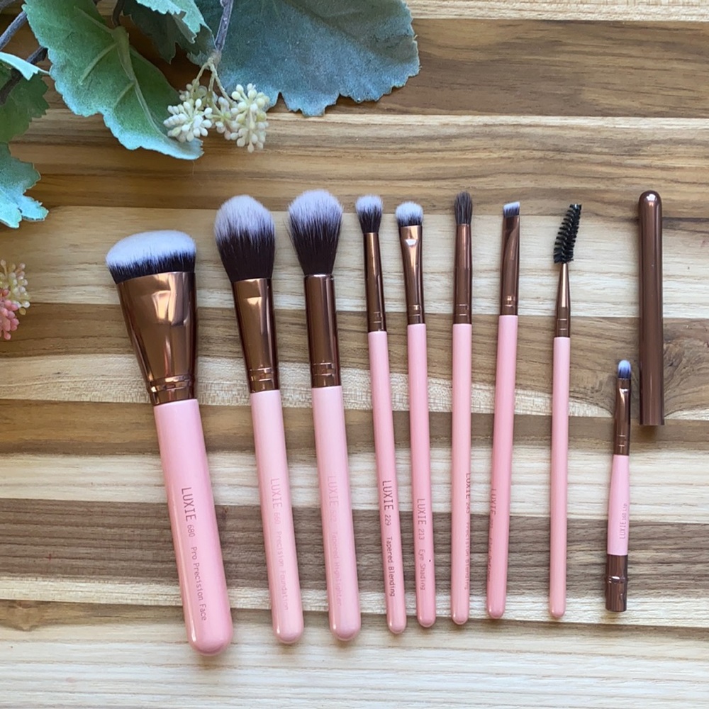 Luxie 9 piece Brush Set